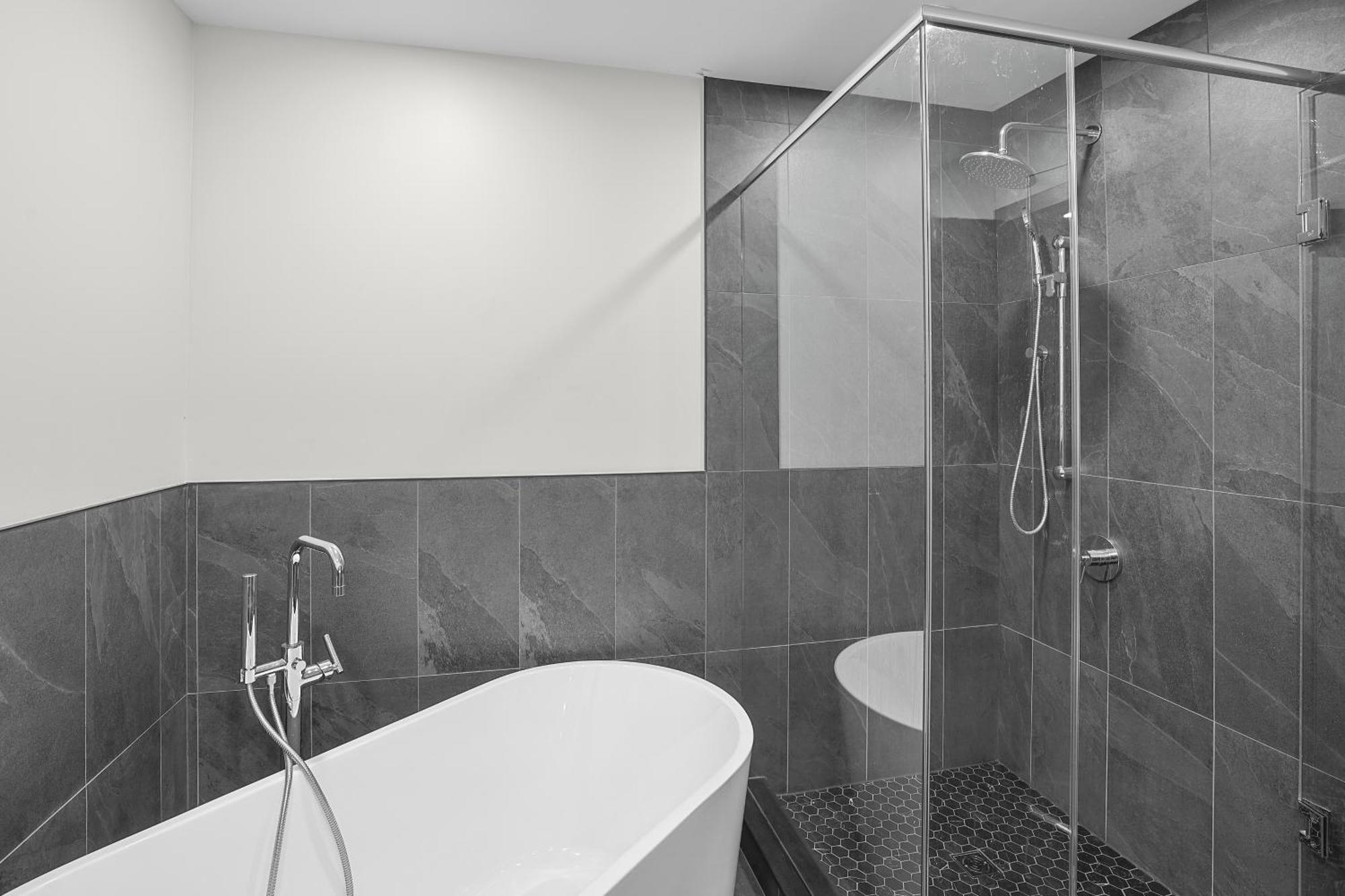 The Jordan Hotel Ramada By Wyndham Esterno foto